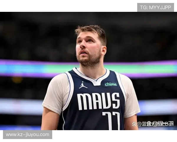 东契奇远投飞入篮筐，独行侠继续扩大差距