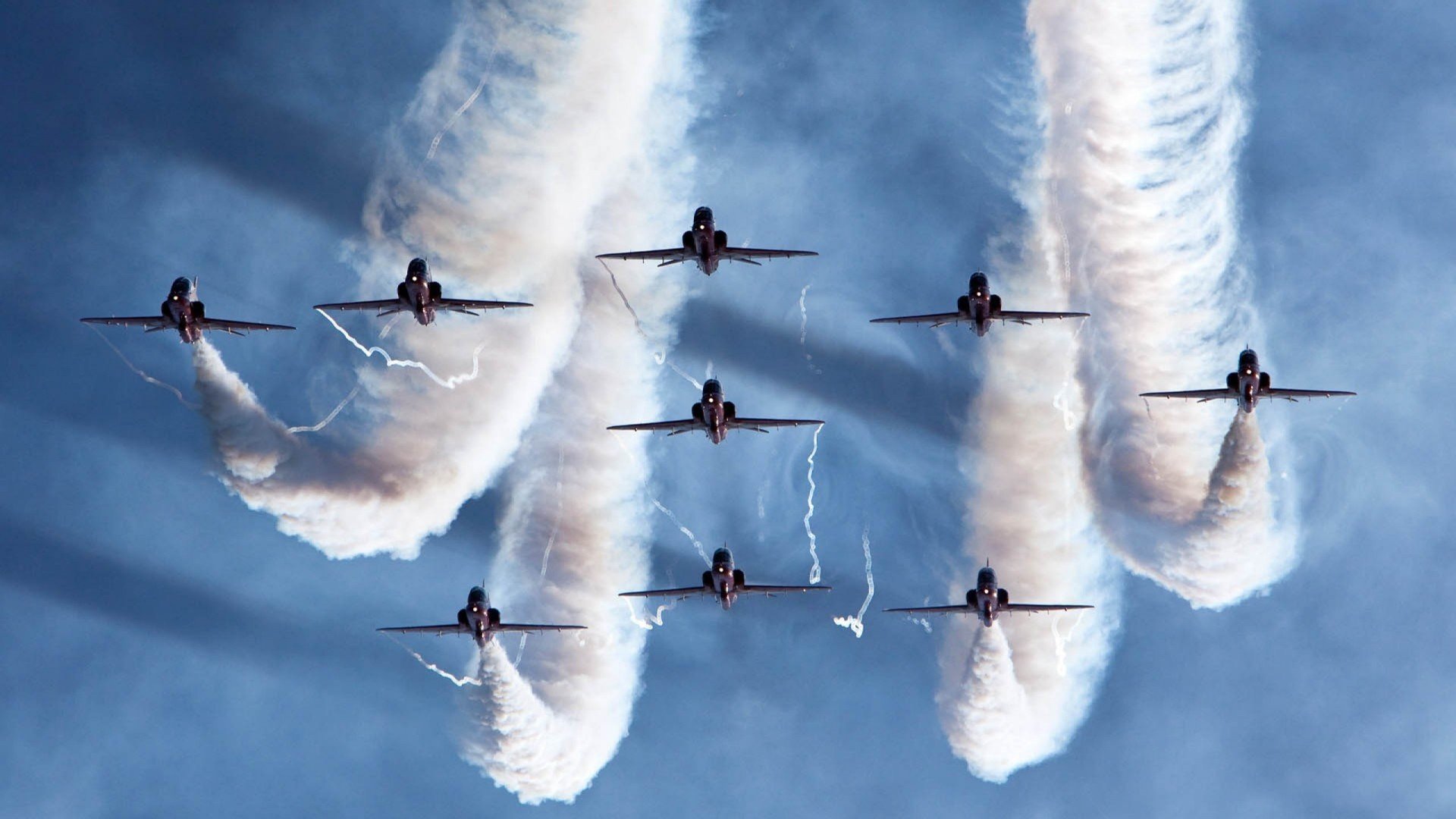 广东队内部气氛和谐打造积极竞争环境