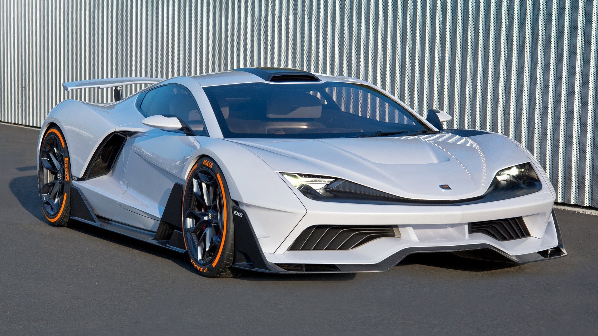 国王场边训练照展示球员专注面貌，国王 球队